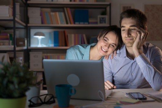 shutterstock_Online Date Night